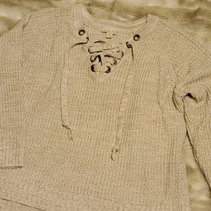 EUC long sleeve pullover sweater